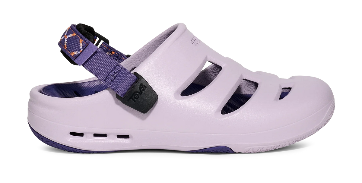 ApreAqua Closed-Toe Water Sandal
